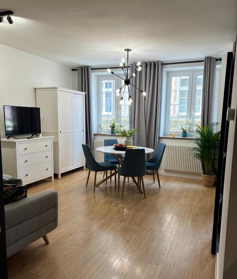 Holiday Apartment Old Town Gdansk With A Jacuzzi Exterior photo